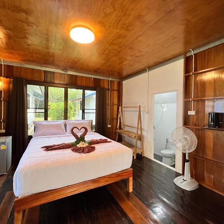 Koh Jum Paradise Resort Luaran gambar